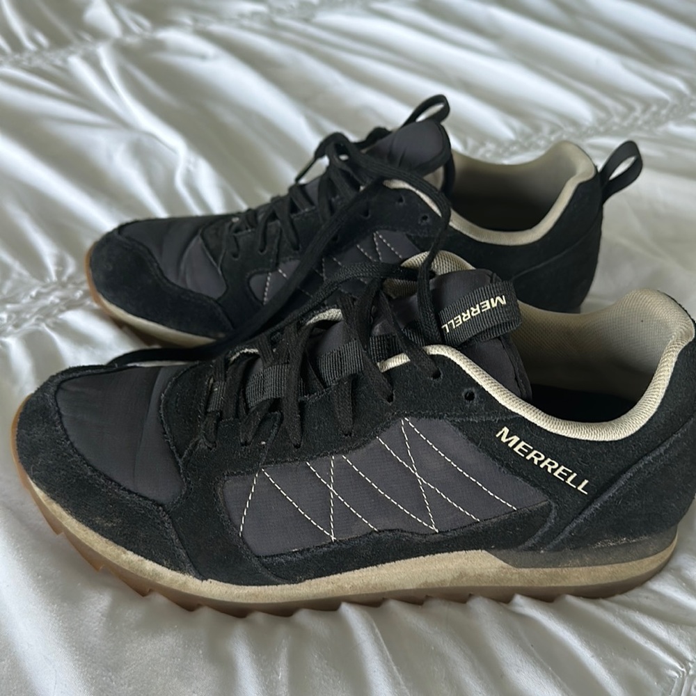 Merrell alpine sneakers - womens 9.5 gently used